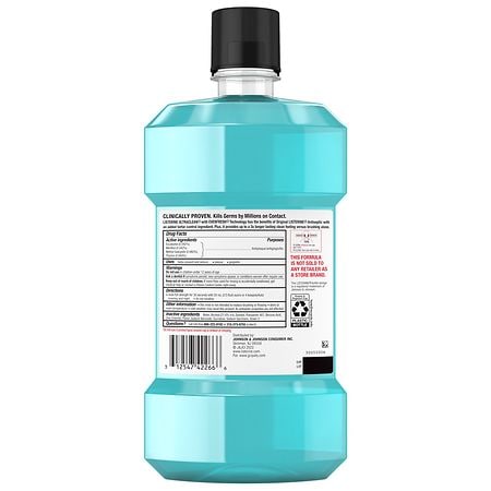 Listerine Ultraclean Antiseptic Mouthwash, Oral Care for Gingivitis, Cool  Mint, 500 mL