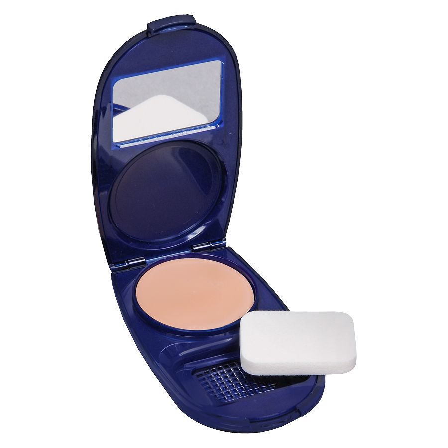 CoverGirl Aqua Smooth Compact Solid Foundation, SPF 15, Creamy Natural
