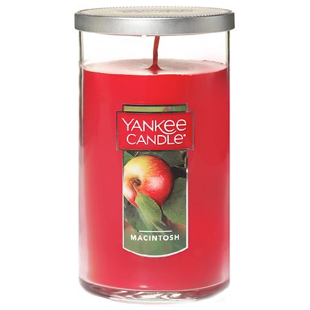 Yankee Candle Medium Perfect Pillar Macintosh