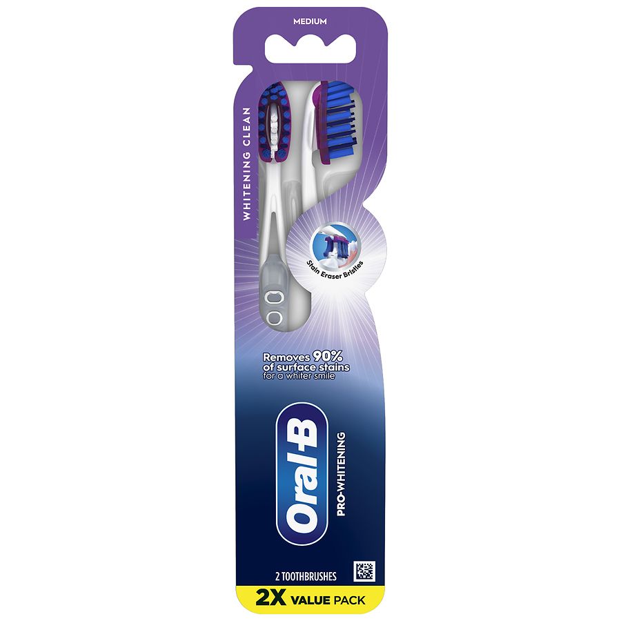Oral-B Whitening Toothbrushes Medium White
