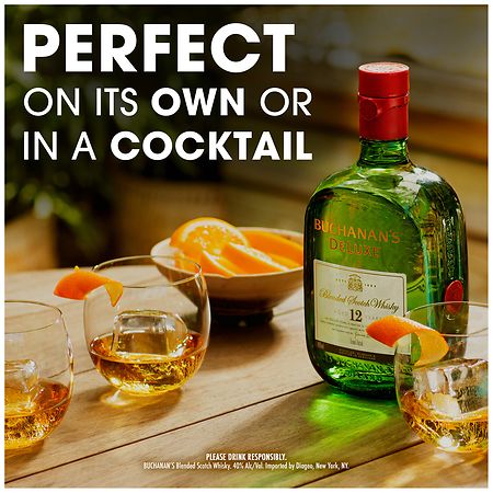 Buchanan's Deluxe Aged 12 Years Blended Scotch Whisky with a