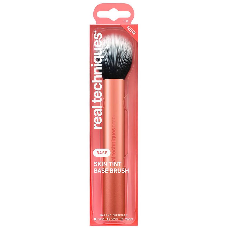 Real Techniques Skin Tint Base Brush