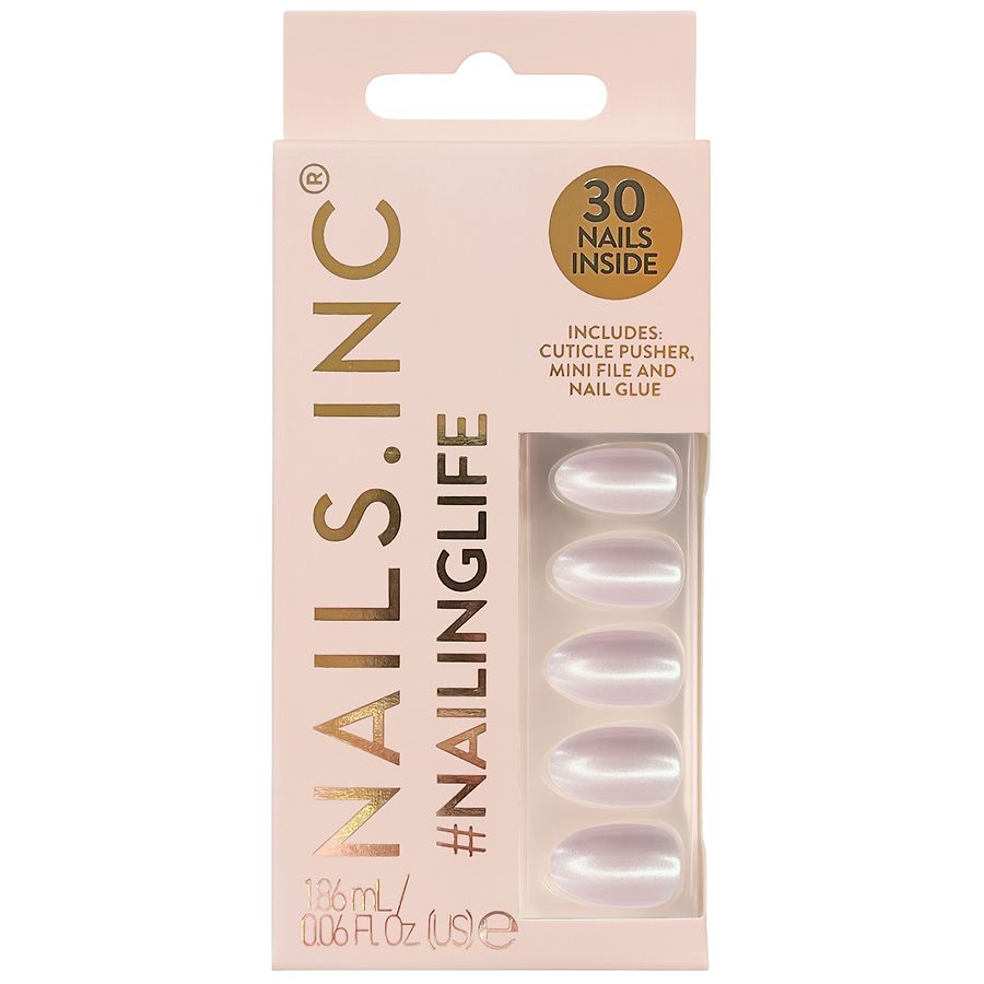 Nails inc #NailingLife Pink Glaze Chrome Nails Set Just Like Hailey