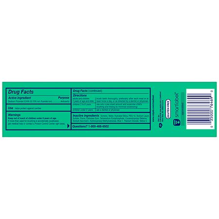 Colgate MaxFresh Toothpaste with Mini Breath Strips Clean Mint